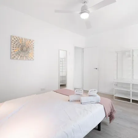 Teresitas By Aguita Salada * San Andrés